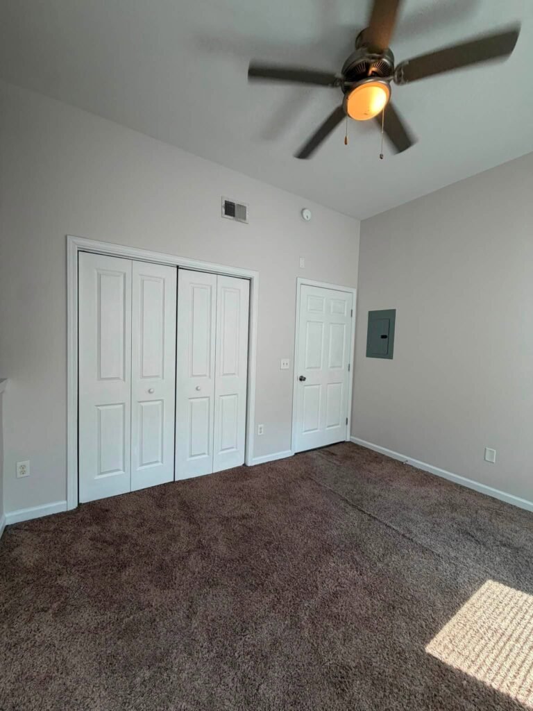Downtown Cincinnati Condo Interior — Eider White - photo 7