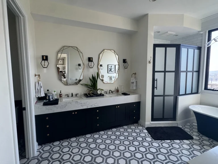 Mount Adams Apartment Refresh Overlooking Downtown Cincinnati - photo 2