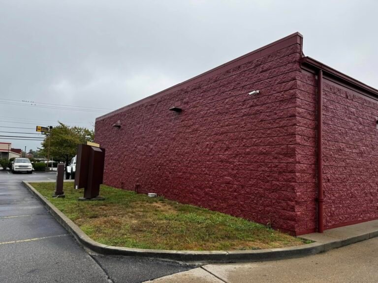 Potbelly Commercial Exterior Repaint & Wood Staining - photo 11